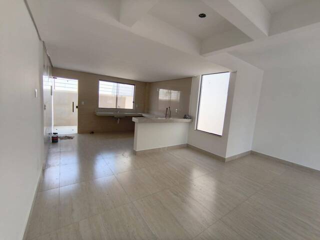 Casa para Venda em Contagem - 5