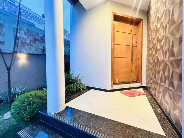 #3 - Casa para Venda em Contagem - MG - 2