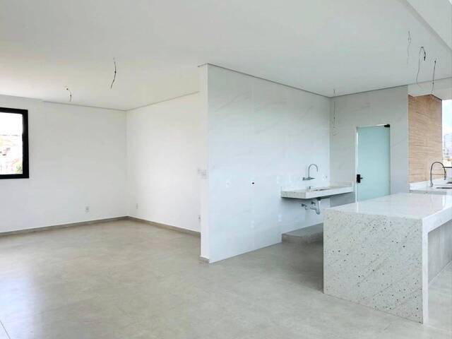 #10 - Apartamento para Venda em Contagem - MG - 2